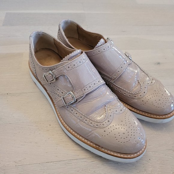 Lloyd Brogue Double Monk Beige Patent Leather Women Shoes SIze 07 but fits 08 - Picture 2 of 14